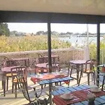 Point Bleu Sete 酒店