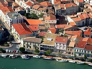 Point Bleu 2* Frontignan